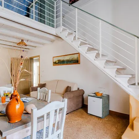 Bed & Breakfast Corte Kampanes 4*